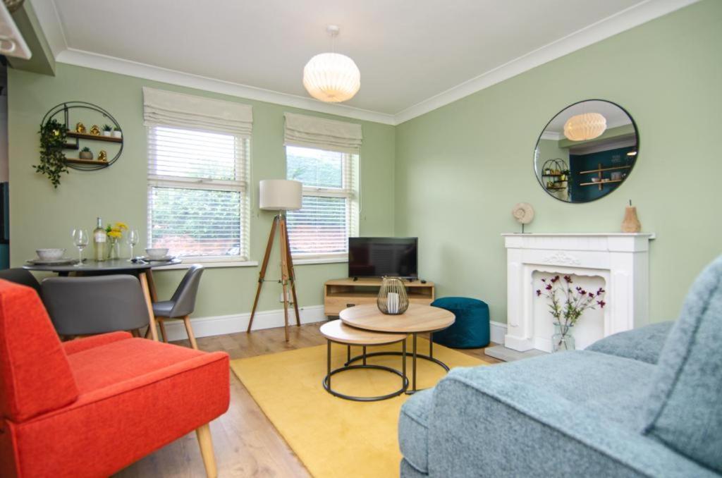 Cosy Lichfield Apartment Kültér fotó